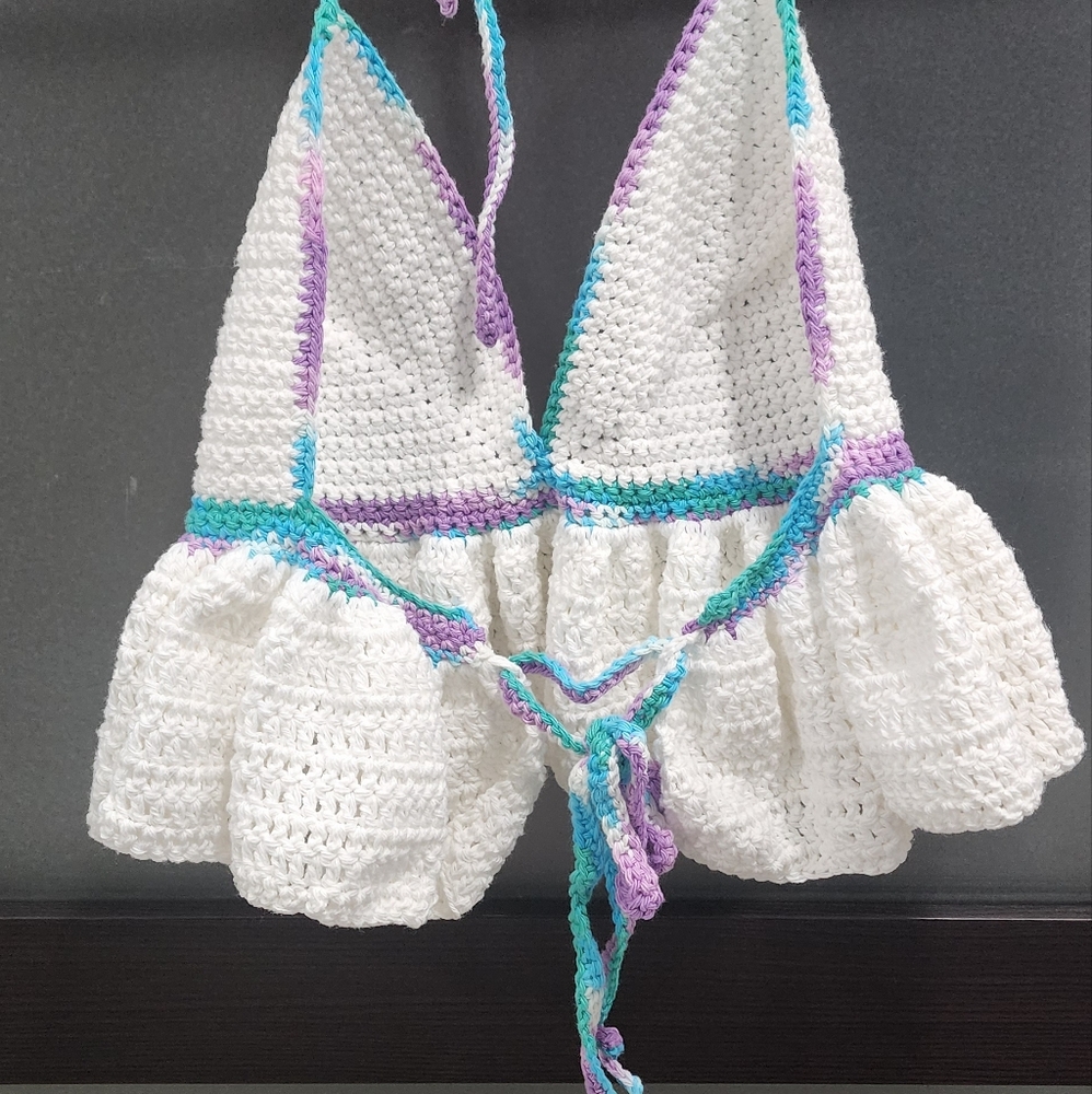 Ruffle Top - Picture 3 of 4